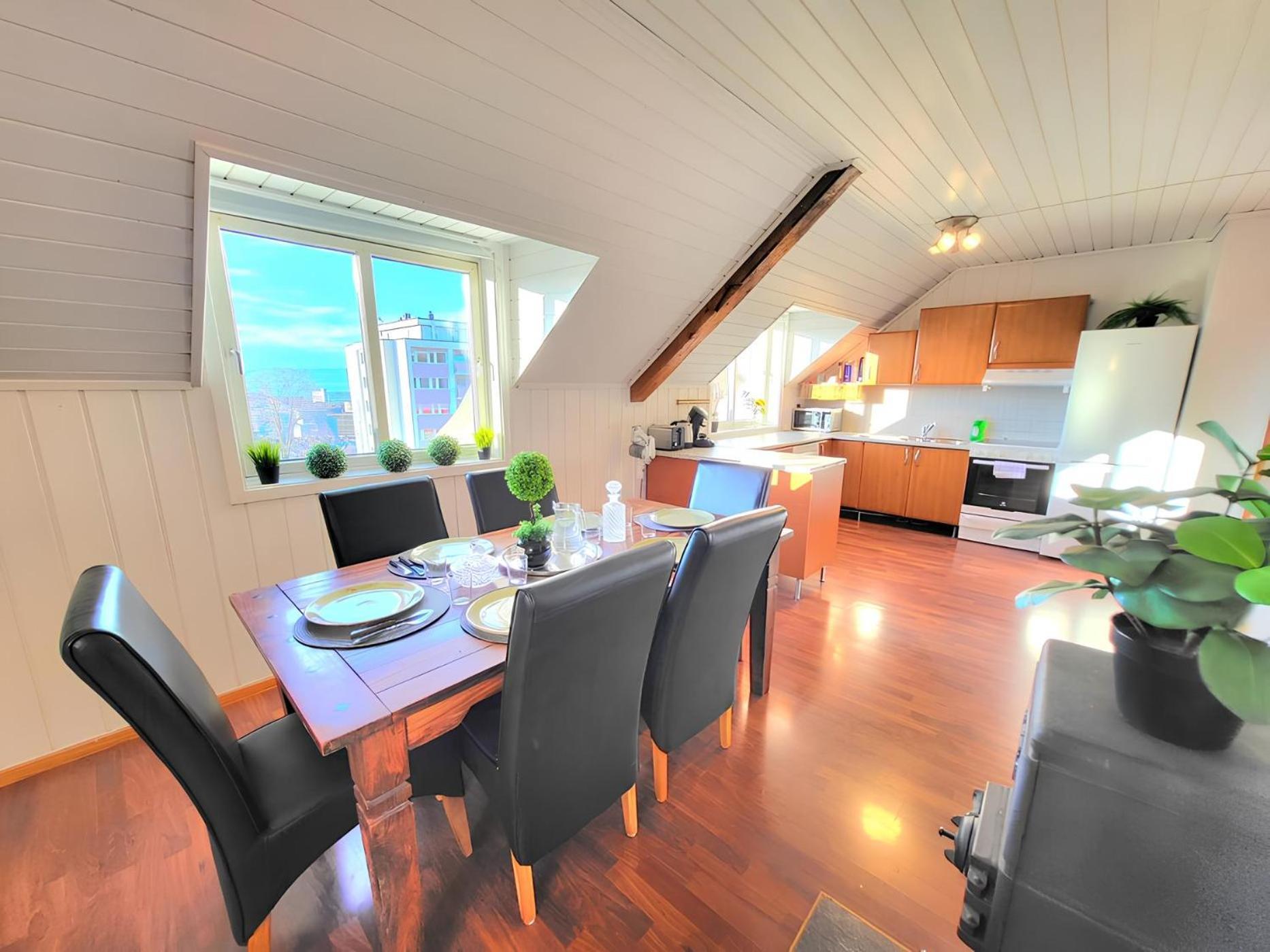 Sunset Penthouse, Fjord View & Parking Lägenhet Trondheim Exteriör bild